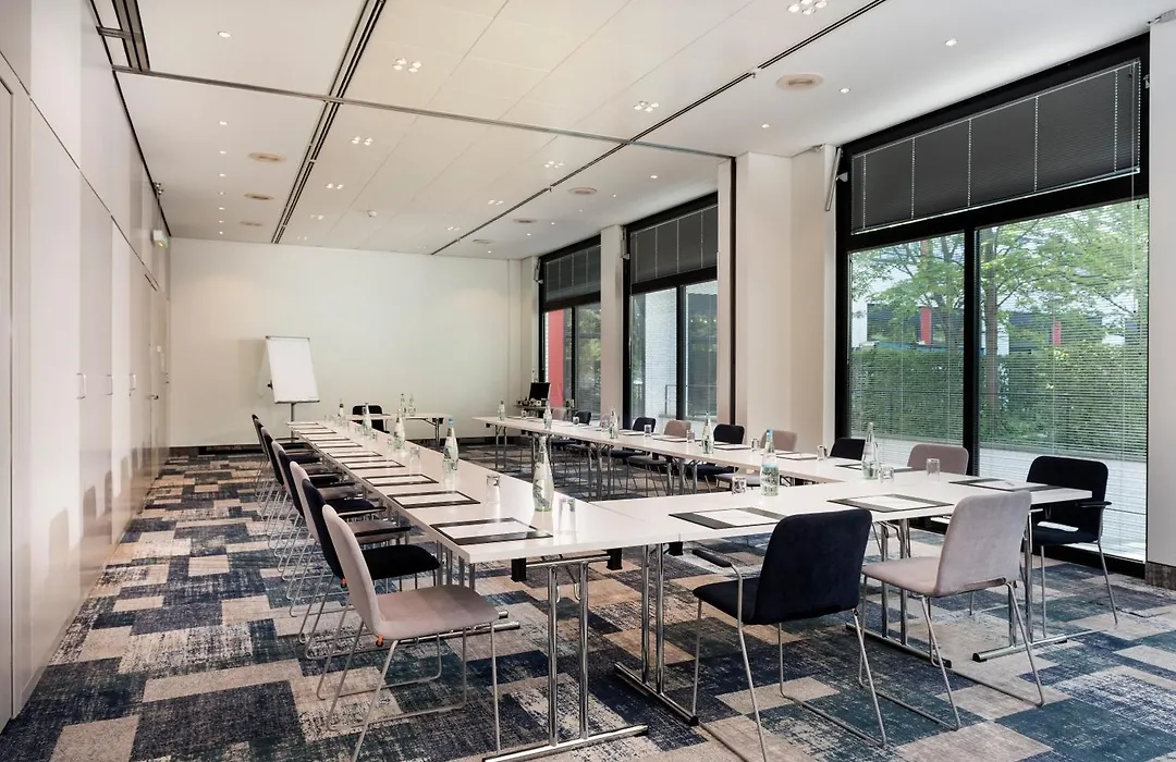 Holiday Inn Berlin City-West By Ihg-1