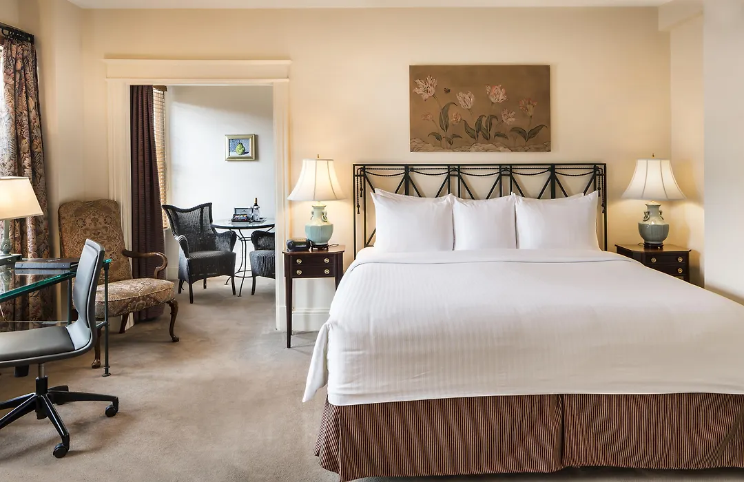 Hotel Lombardy-1
