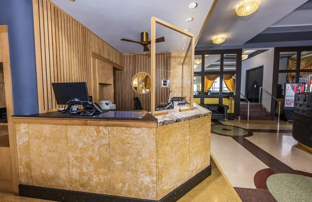 Kent Hotel-1