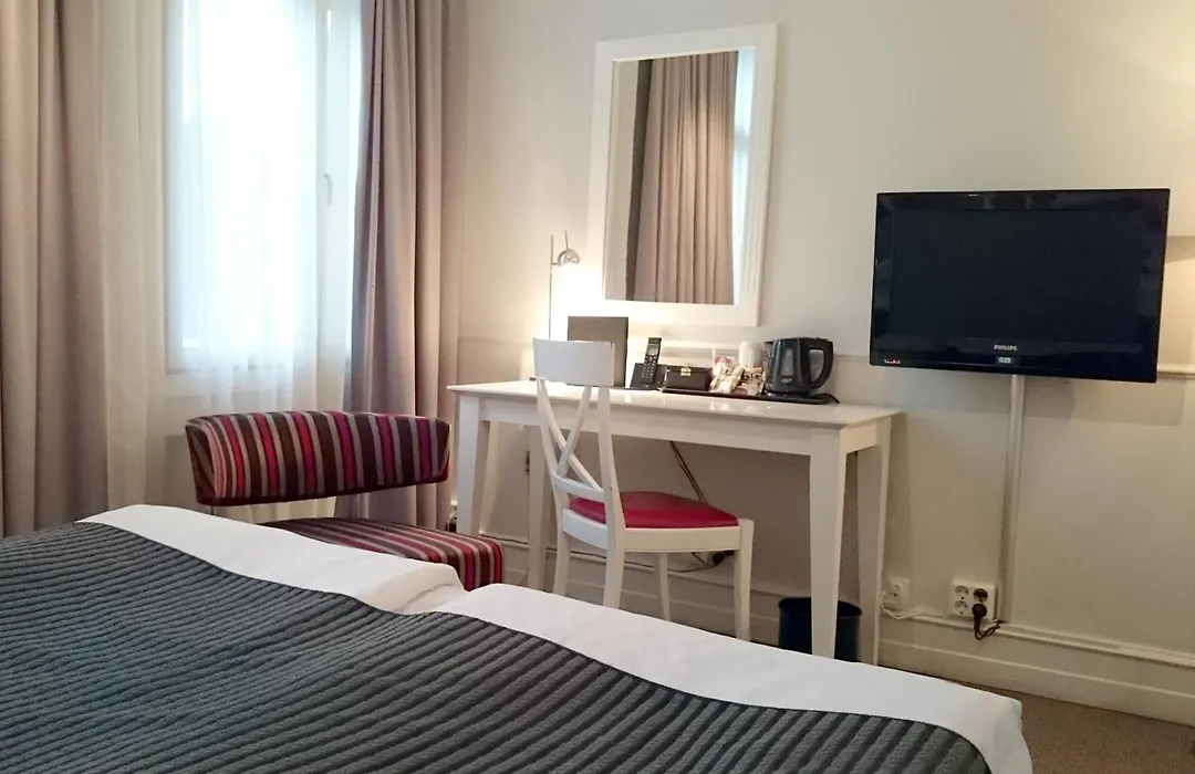 Elite Hotel Savoy-1