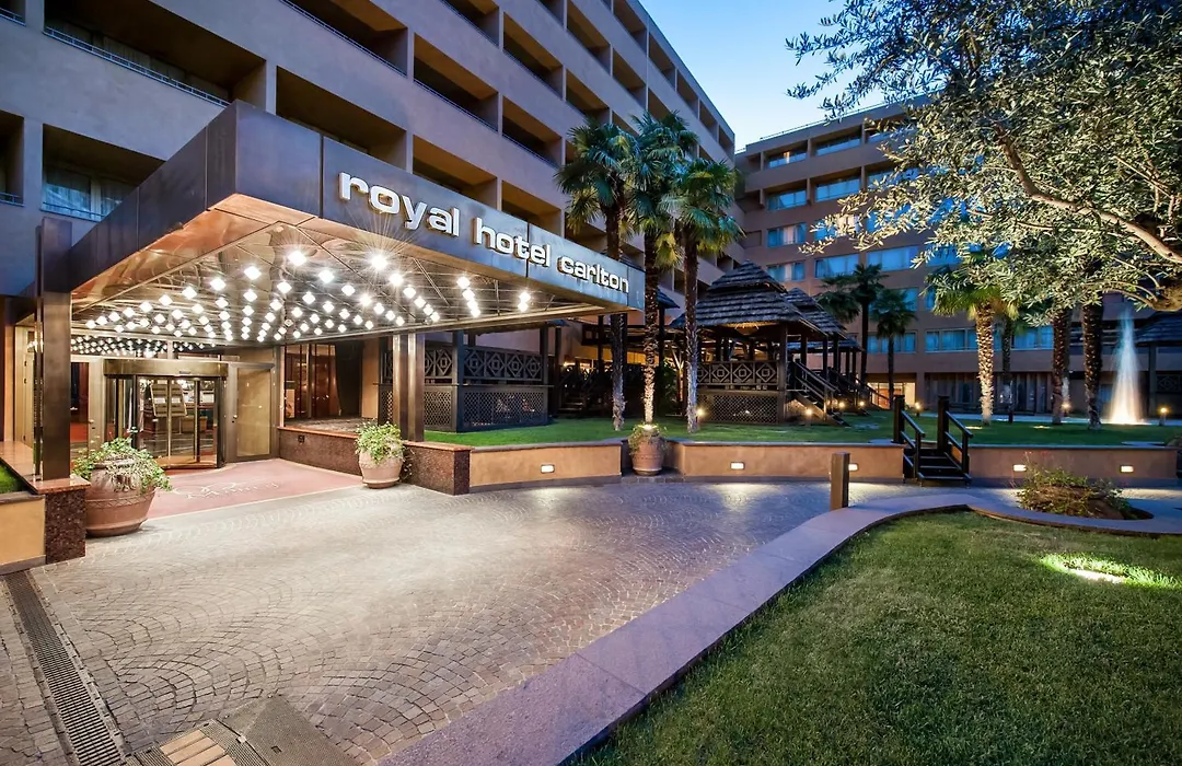 Royal Hotel Carlton-1