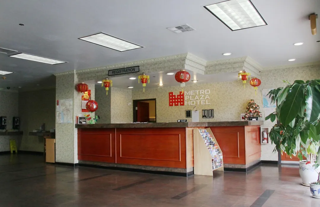 Metro Plaza Hotel-1