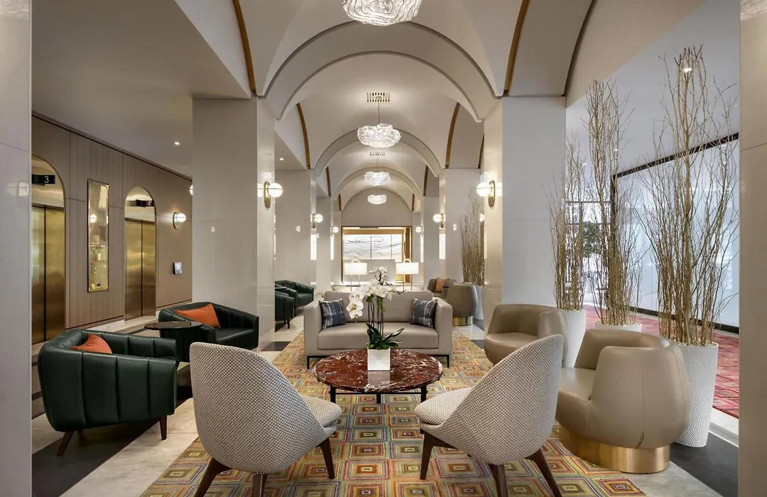 Montreal Marriott Chateau Champlain-1