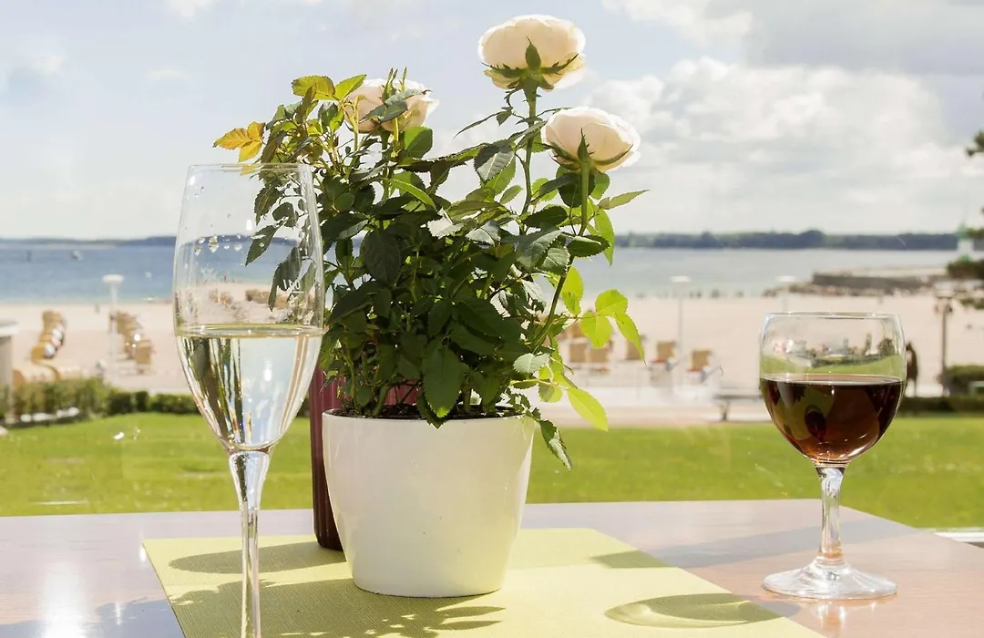 Maritim Strandhotel Travemuende-1