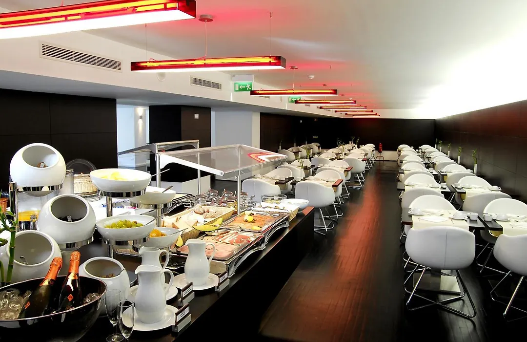 Hotel Jeronimos 8-1