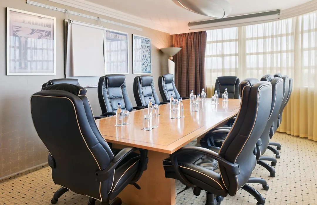 Crowne Plaza Liverpool - John Lennon Airport By Ihg-1