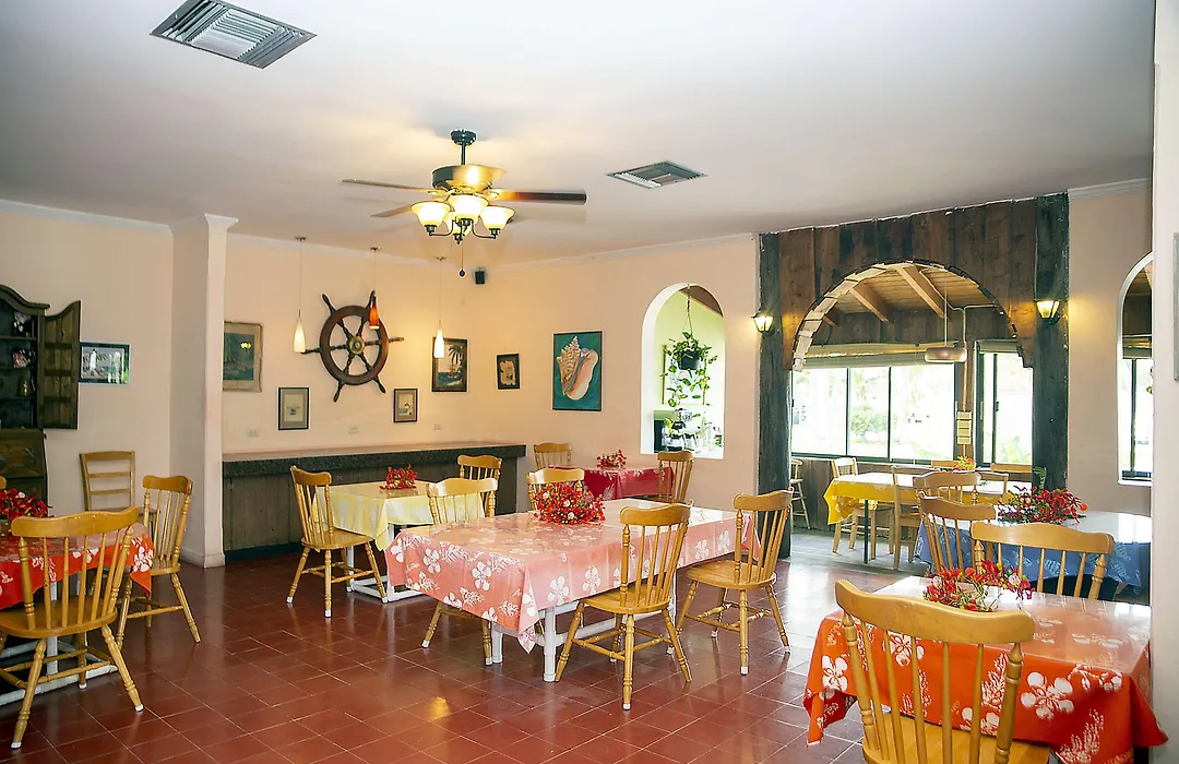 Orange Hill Beach Inn-1
