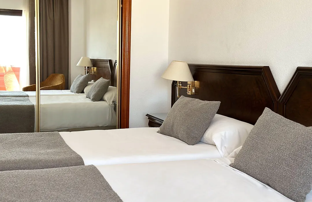 Hotel Turia Valencia-1