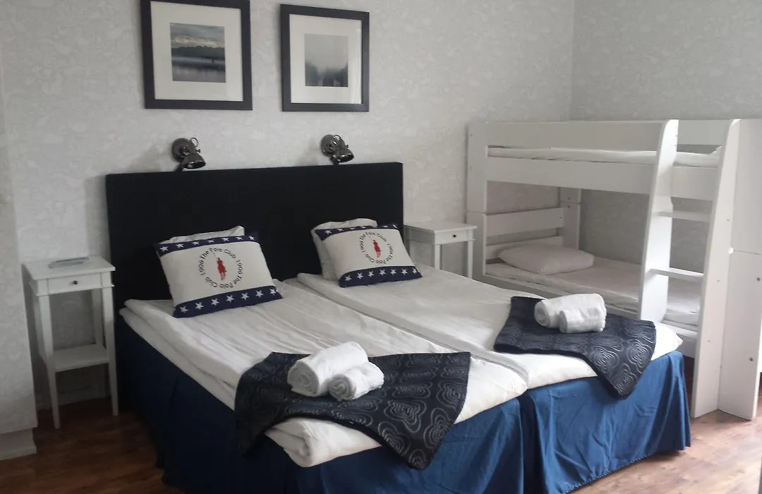 Strand Hotell-1