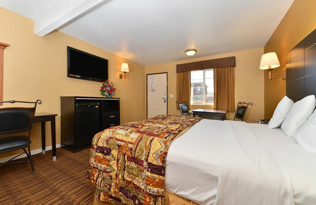 Motel 6 Los Angeles, Ca - Downtown-1