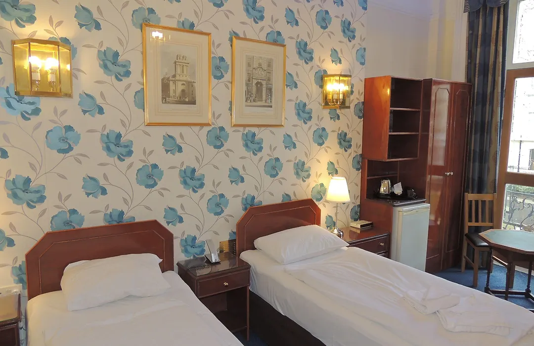 Dolphin Hotel-1