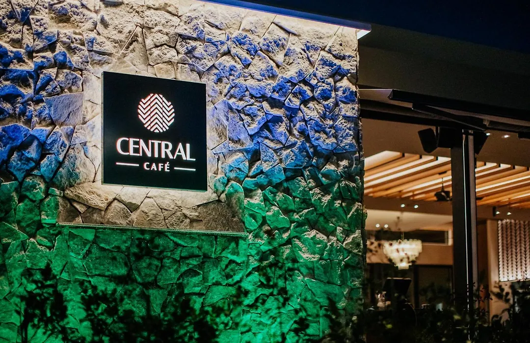 Napa Plaza Hotel (Adults Only)-1