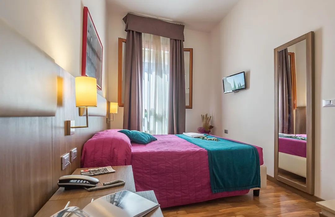 Hotel Il Moro Di Venezia-1