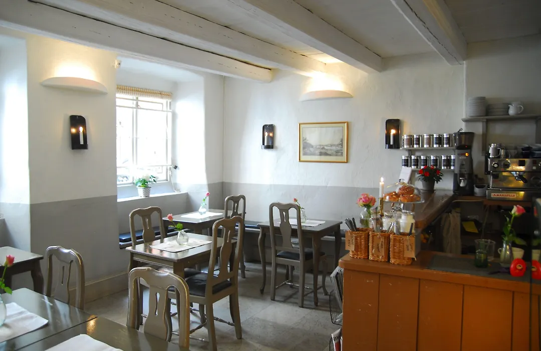 Hotel Sven Vintappare-1