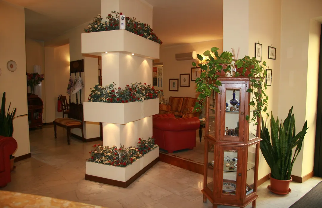 Hotel Alessandro Della Spina-1