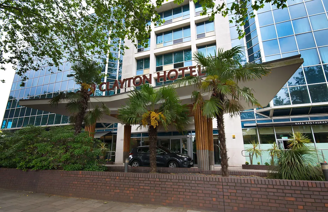 Clayton Hotel Chiswick-1