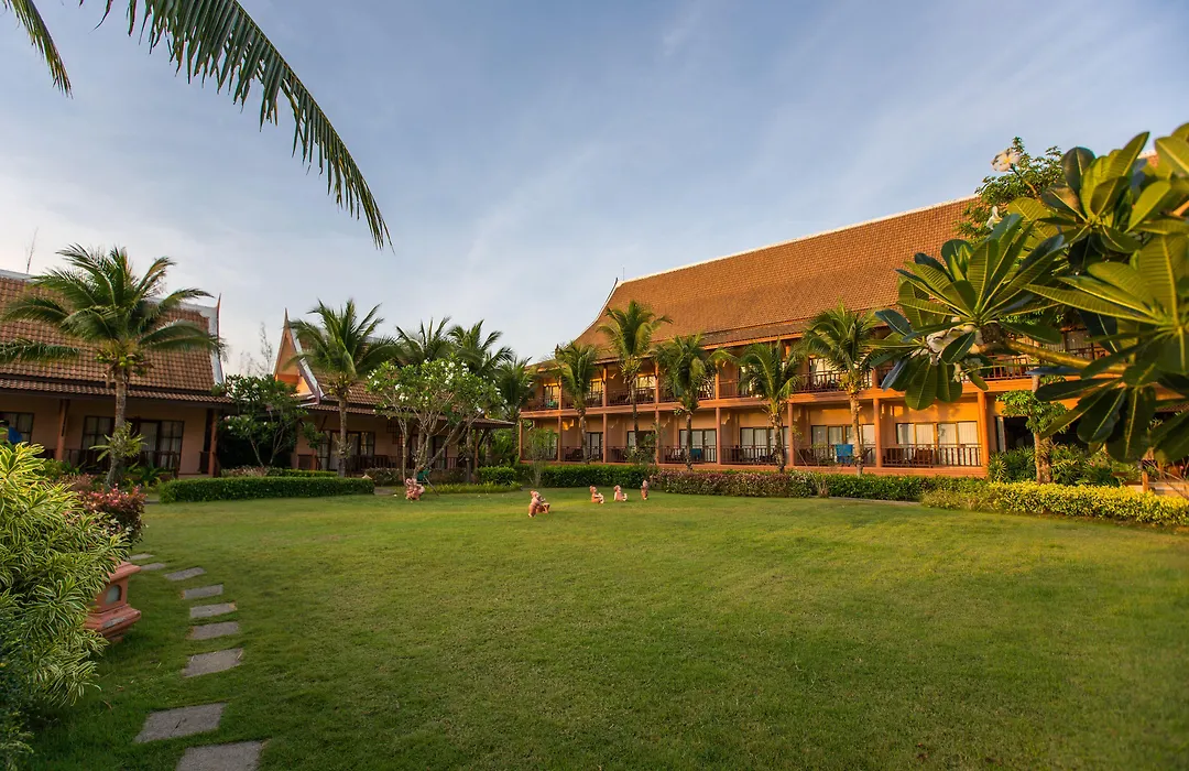 Lanta Casuarina Beach Resort - Sha Plus-1
