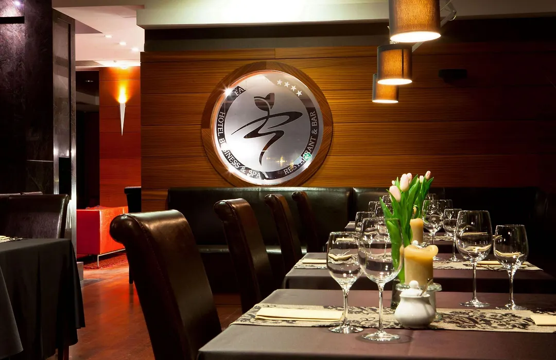 Farmona Hotel Business & Spa-1