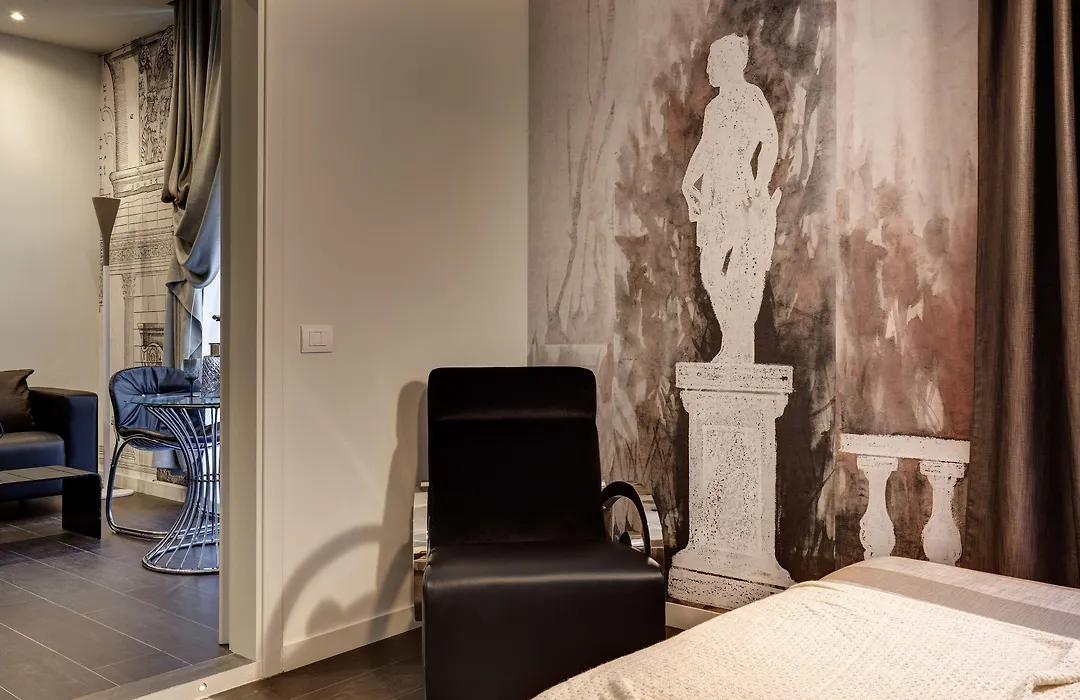 Intown Luxury House-1