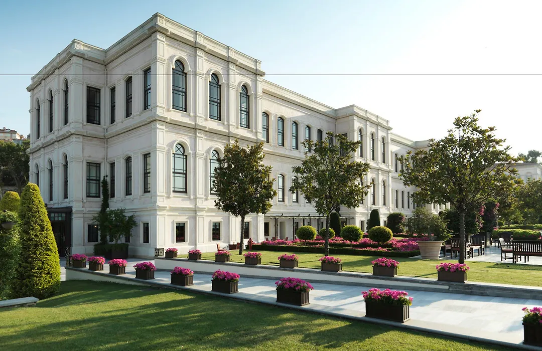 Four Seasons Hotel Istanbul At The Bosphorus-1