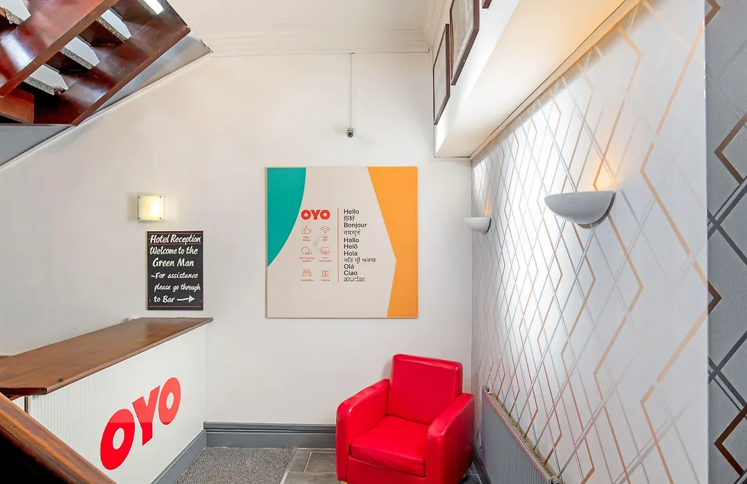 The Green Man Pub And Hotel By Oyo-1