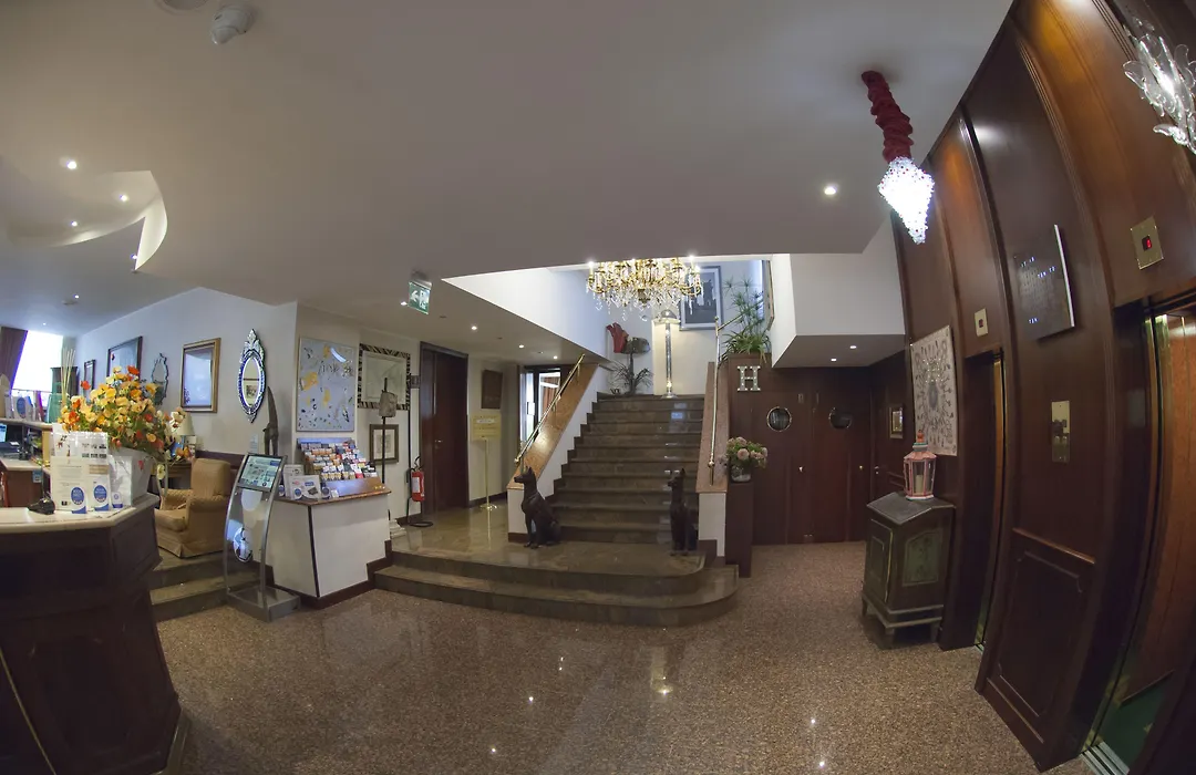 Hotel Bristol-1