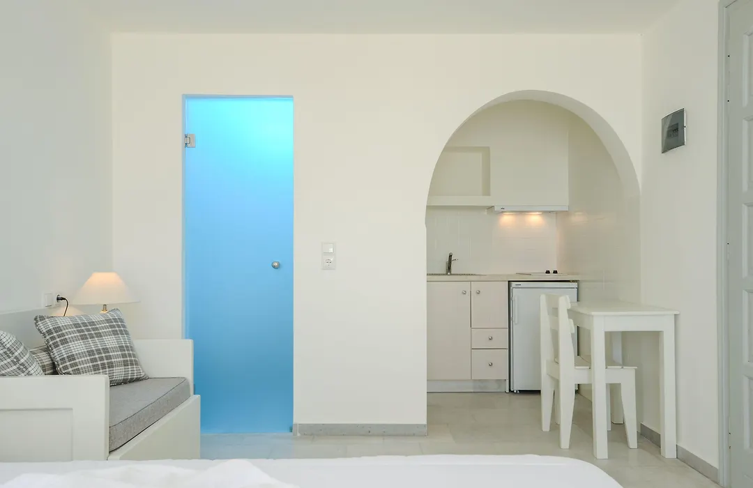 Soula Naxos-1