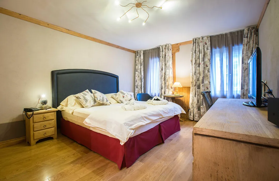 Hotel Bucaneve-1