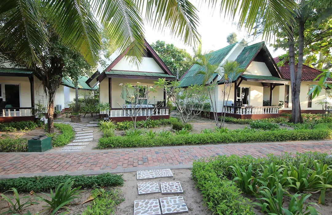 Southern Lanta Resort-1