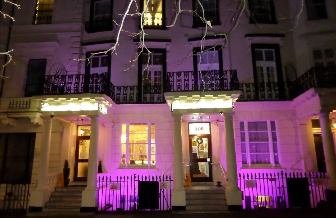 Lancaster Court Hotel-1