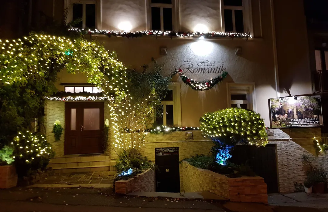 Hotel Romantik Eger-1