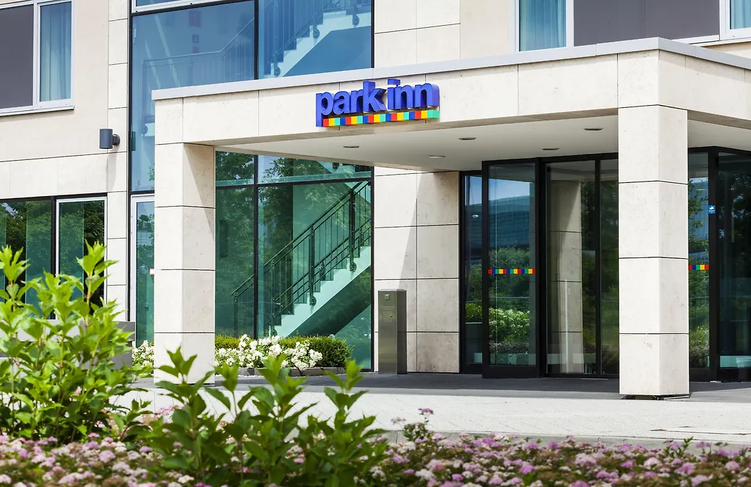 Park Inn By Radisson Frankfurt Airport-1