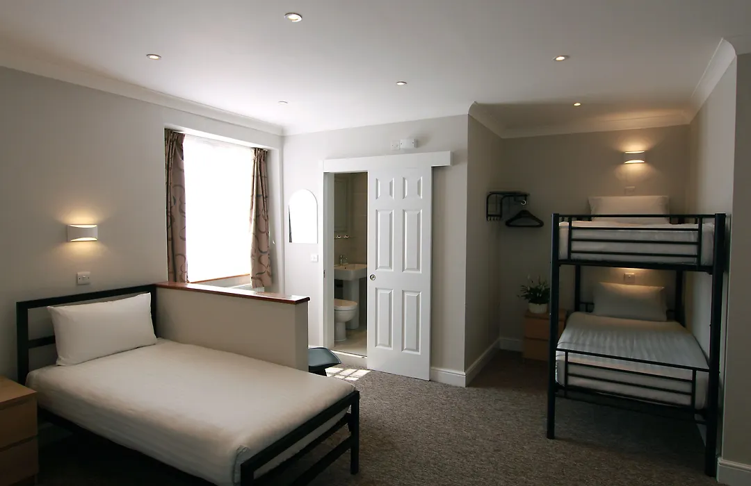 Lords Hotel-1