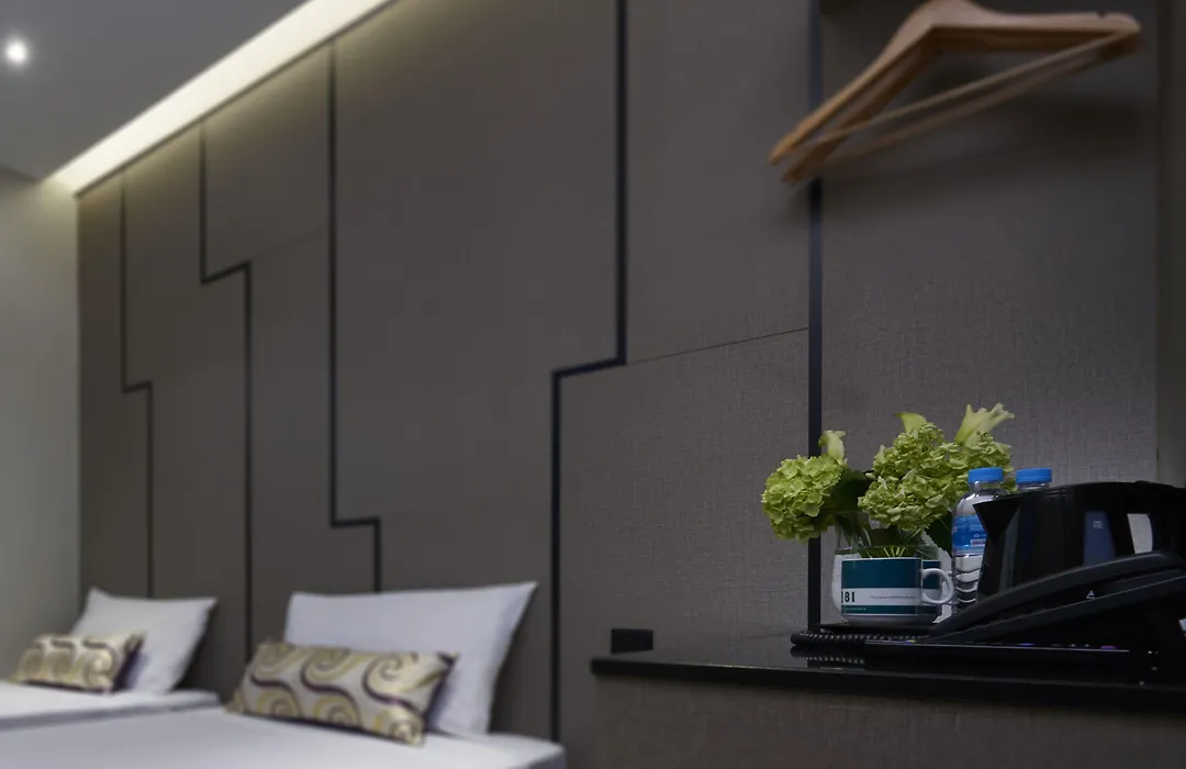 Hotel 81 Gold-1