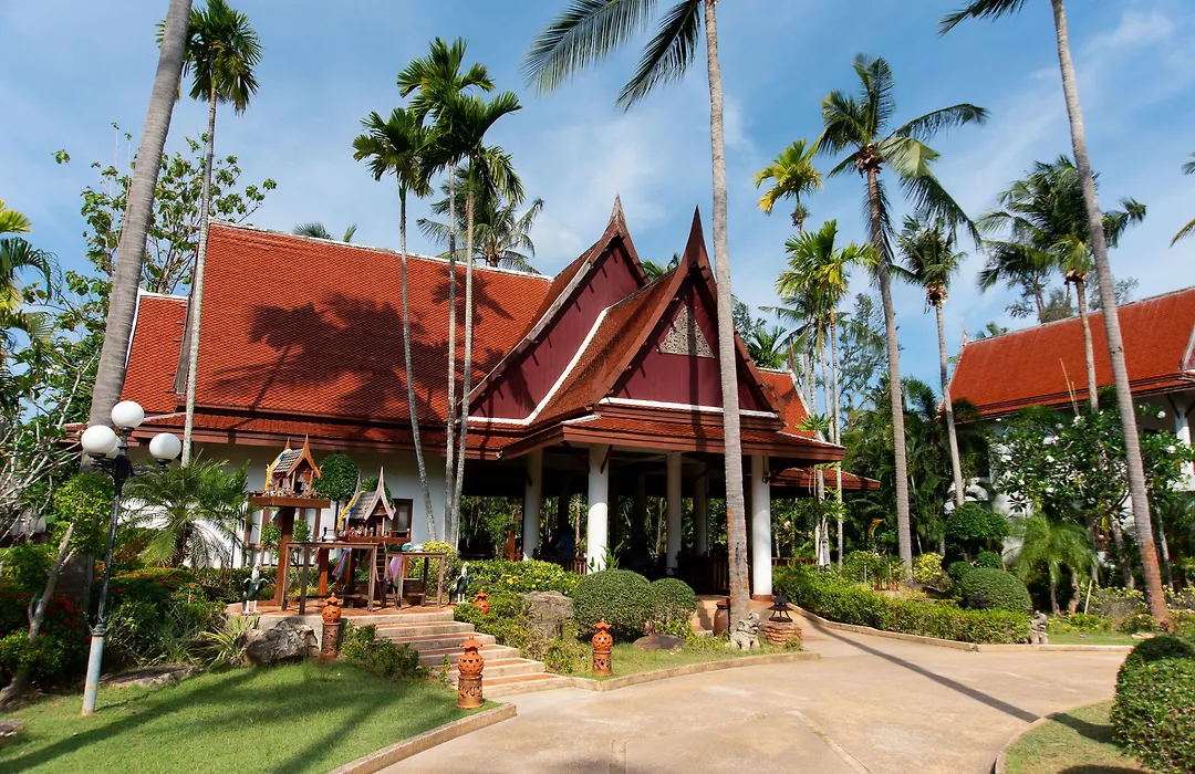 Royal Lanta Resort & Spa-1