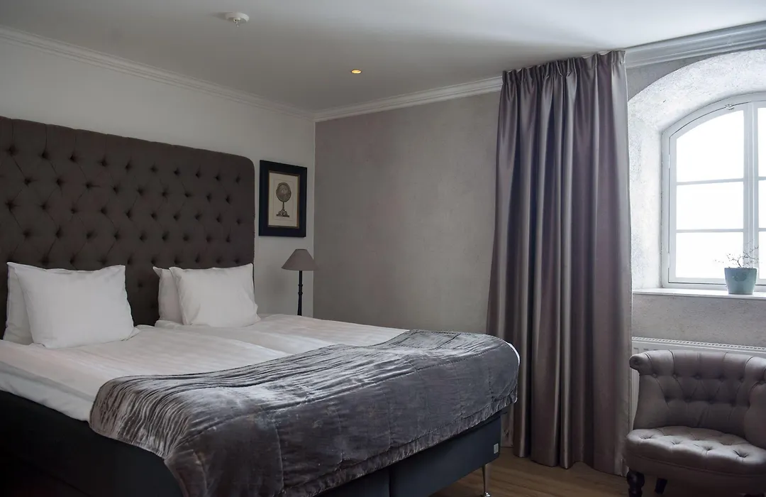 Hotell Slottsbacken-1