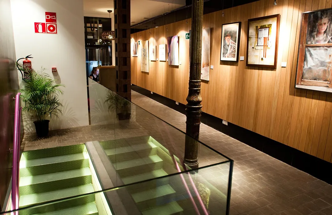 Artrip Hotel-1