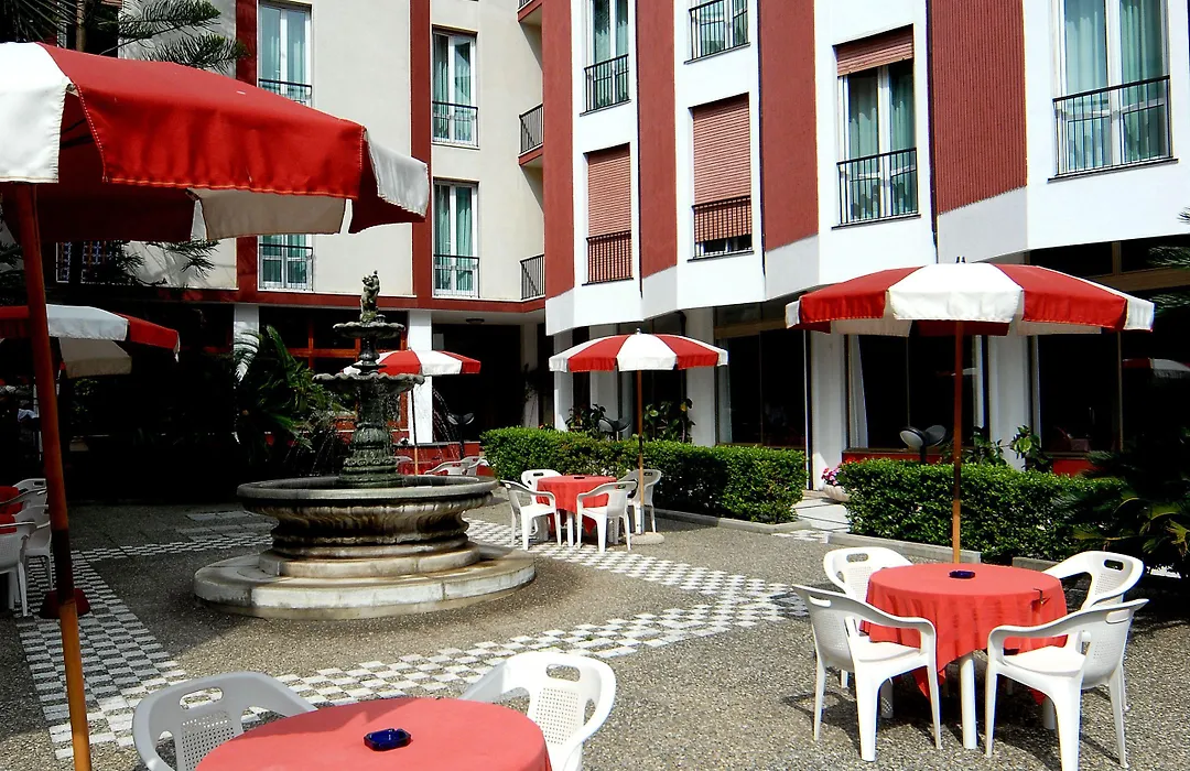 Hotel 5 Terre-1