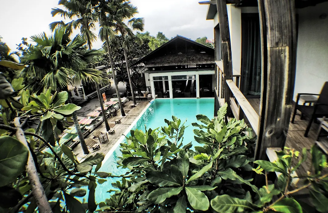 Paragon Inn-1
