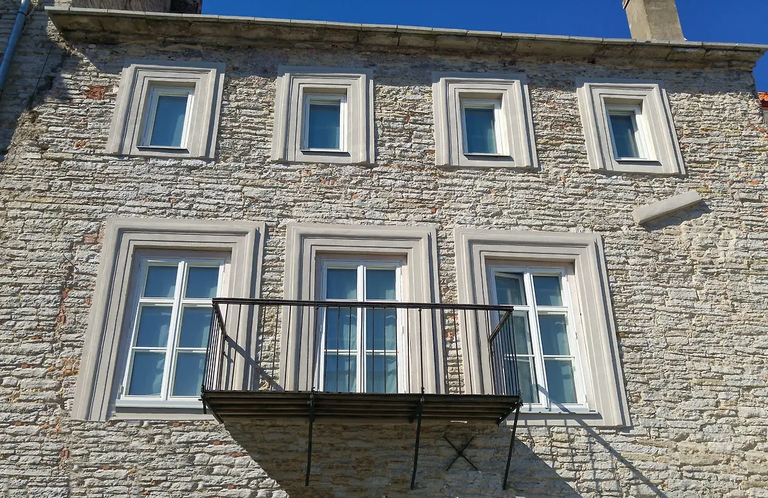 Gotthard Residents-1