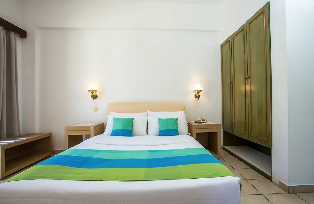 Royal Apart Hotel-1
