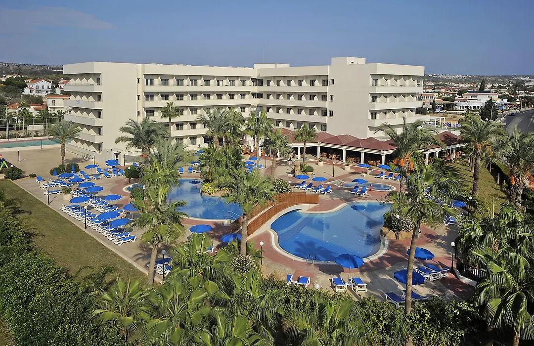 Nissiana Hotel&Bungalows-1