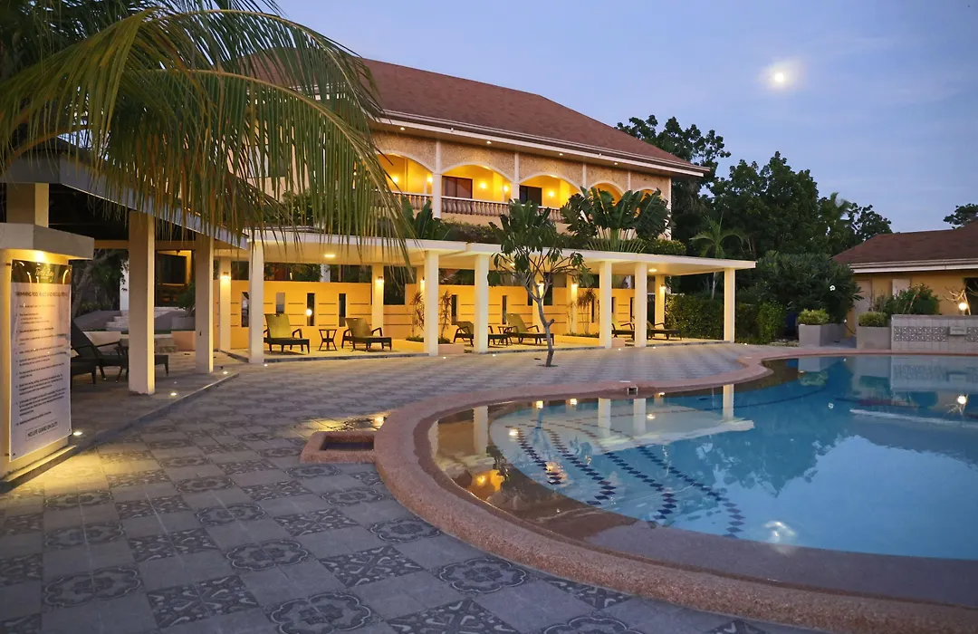 Turtle Bay Dive Resort-1