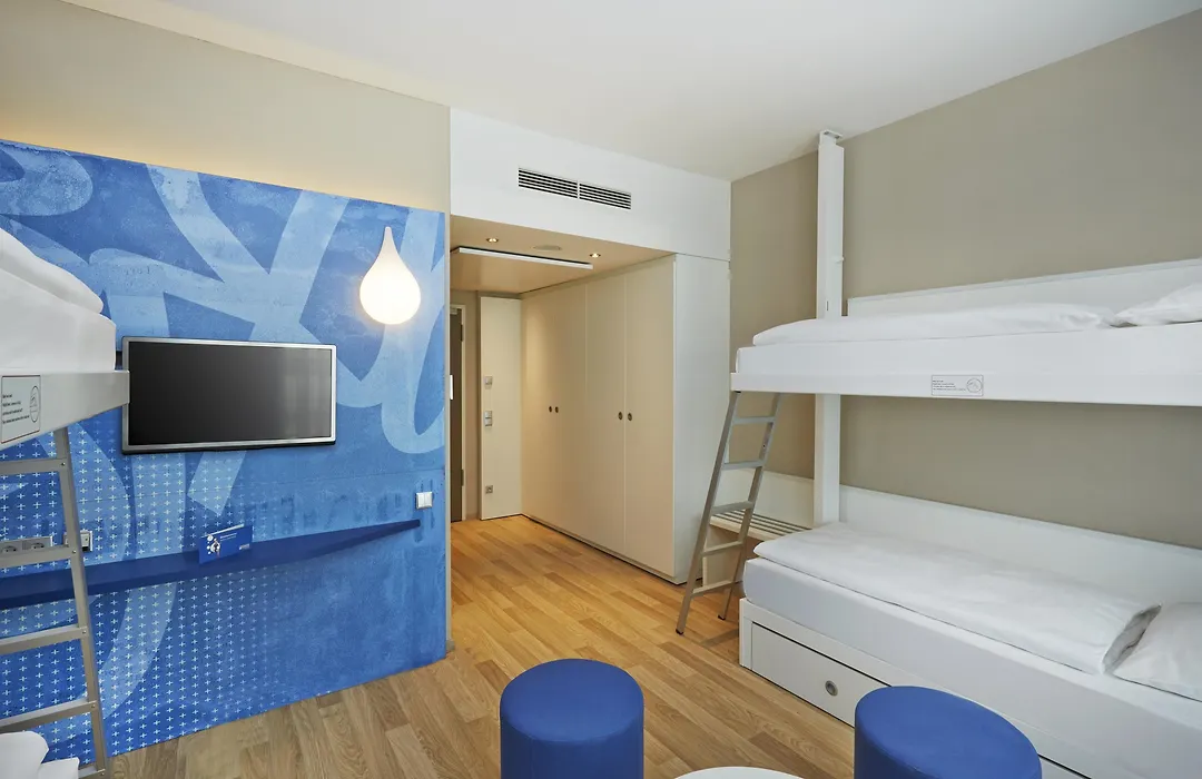 H2 Hotel Muenchen Messe-1