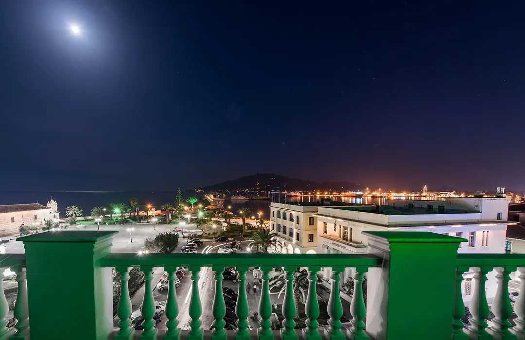 Phoenix Hotel-1