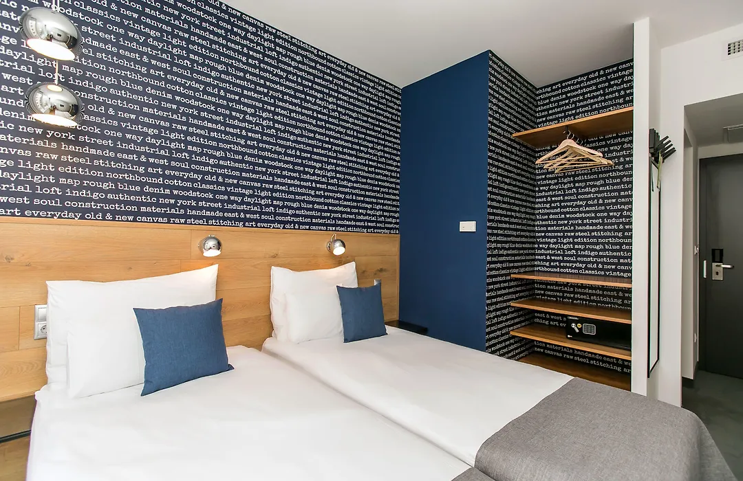 Roombach Hotel Budapest Center-1