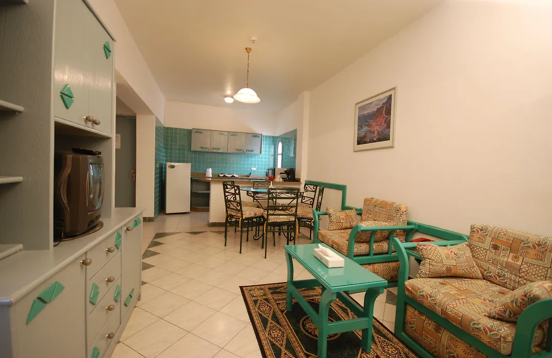 Dive Inn Resort-1