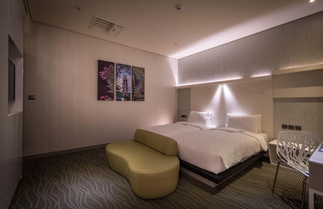 Taipei 101 Sparkle Hotel-1