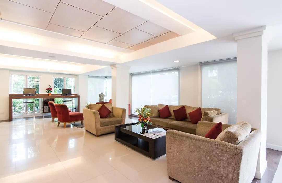 Avion Hotel-1