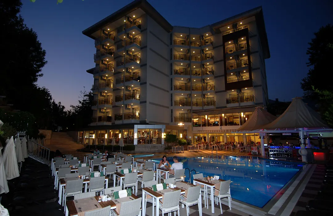 Grand Okan Hotel-1